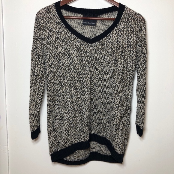 Harlowe & Graham Sweaters - Harlowe and Graham super soft sweater